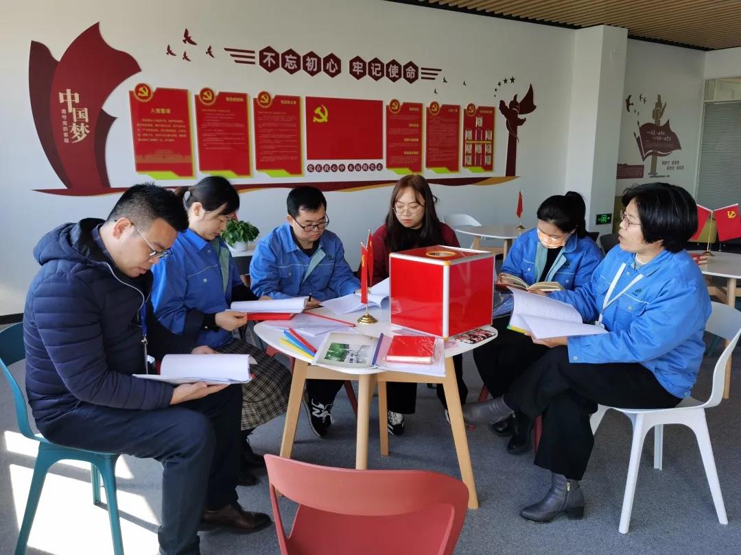 無錫日聯(lián)黨支部發(fā)揮黨員先鋒模范作用，開工首日提出黨建工作新要求